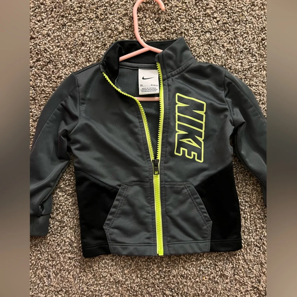 Nike toddler bundle - Picture 5 of 10